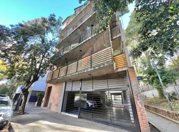 Departamento · 50m² · 2 Ambientes · 1 Cochera · Canchero Dos Ambientes con Dos Baños y Cochera, en La Lucila.