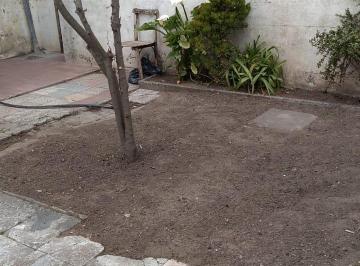 Casa de 6 ambientes, Necochea · Tres Viviendas, Una de 3 Amb. Una de 2 Amb. y un Monoambiente Buen Estado