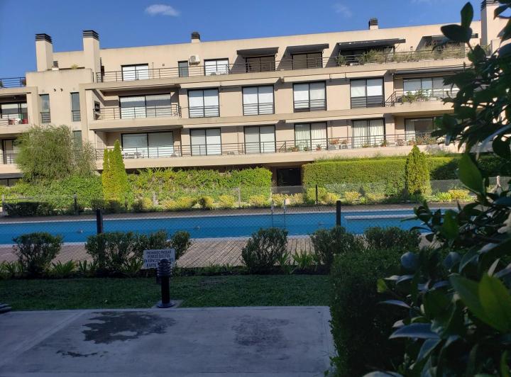 Departamento · 180m² · 4 Ambientes · 2 Cocheras