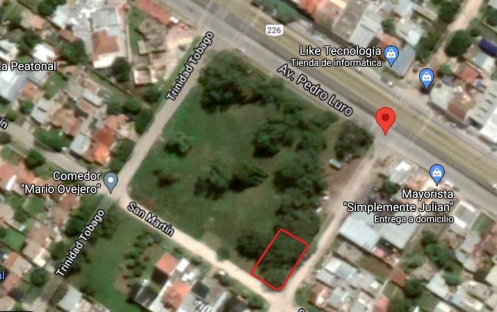 Lote 331m² en esquina con todos los servicios — Zonificación E3