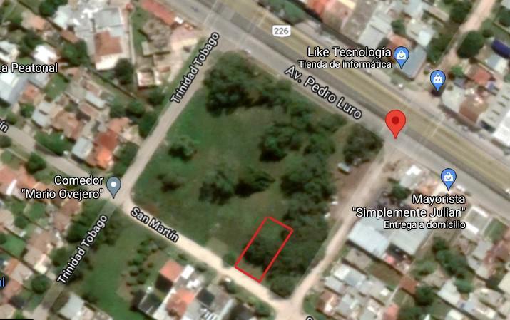 Lote 303m² con todos los servicios — sin barrio