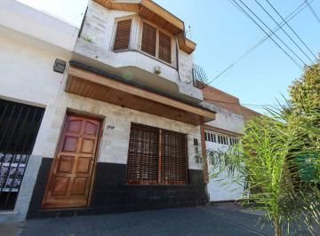 Casa de 6 ambientes, La Matanza · Excelente Casa con Patio y Terraza Oportunidad