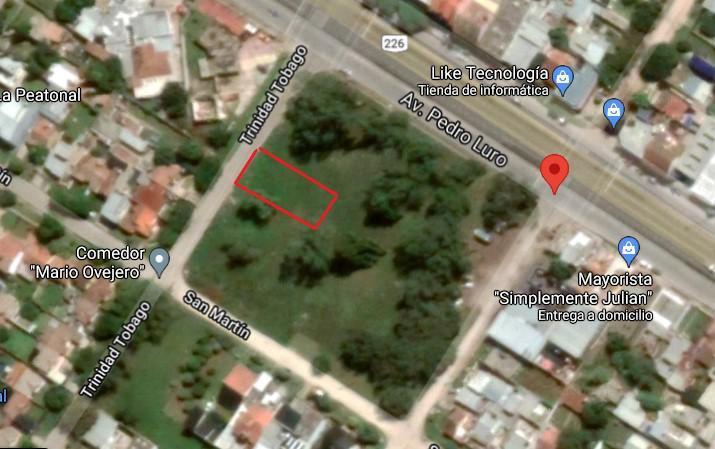 Lote sobre vereda par. Sus medidas son: - 12 x 25, 30
