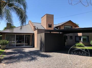 Casa · 292m² · 3 Dormitorios · 3 Cocheras · Casa - Villa Rivera Indarte