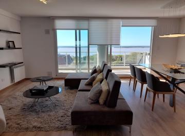 Departamento de 5 ambientes, Rosario · 2 Dorm. Más Comodín Frente Al Río, a un Paso del Monumento