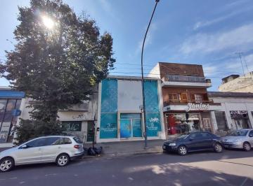 Local comercial · 247m² · 3 Dormitorios · Local en Venta en La Plata Av 7 E/ 36 y 37 - Dacal Bienes Raices
