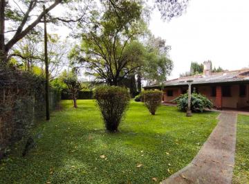 Casa de 3 ambientes, La Plata · Casa Quinta en Venta en Arturo Segui La Plata Calle 414 y 151