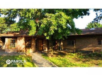 Casa de 5 ambientes, Moreno · Casa en Venta en Moreno Centro