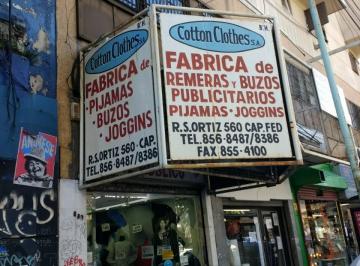 Local comercial , Villa Crespo · Excelente Local en 2 Plantas Scal Ortiz y Velasco 2 Vidrieras 2 Bños