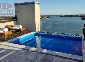 Departamento · 95m² · 3 Ambientes · 2 Cocheras · Venta Departamento de 3 Ambientes Último Piso con Pileta en Praia - Nordelta