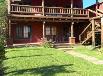 Foto1 · Amplia Casa en Alto de Punta Piedras, con Vista y a Pasos del Mar