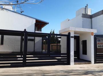Departamento · 290m² · 5 Ambientes · 3 Cocheras · Duplex en Funes. Don Juan. Diseño Moderno
