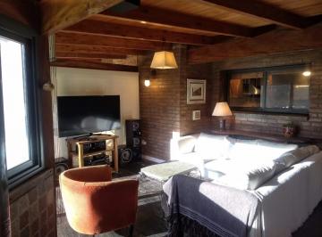 Casa de 4 ambientes, Villa Allende · San Isidro - Categoría - Excelente Oportunidad - 3 Dorm.