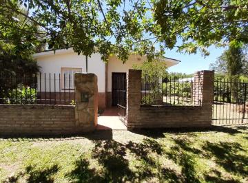 OMP-OMP-2593_2 · Casa 3 Ambientes. | Calle 42