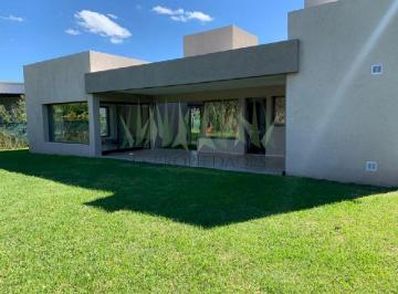 Casa de 4 ambientes, Tigre · 3 Dorm. a Estrenar Sobre Lote Interno