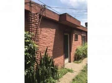 Departamento de 4 ambientes, Almirante Brown · Departmanento Interno Alquiler