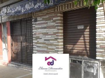 Local comercial · 24m² · Local Comercial en Alquiler en Sarandi. Ideal Para Despensa o Maxikiosco.