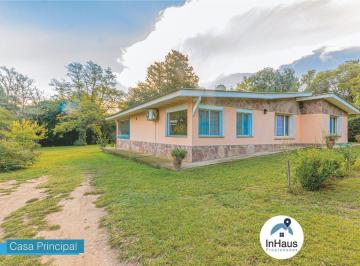 Casa · 183m² · Casa de Categoria Casa de Huéspedes en Villa General Belgrano
