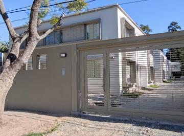 Casa de 4 ambientes, La Plata · Venta Casa 2 Dorm. en Complejo Cerrado, 493 E/ 21 y Belgrano - Gonnet