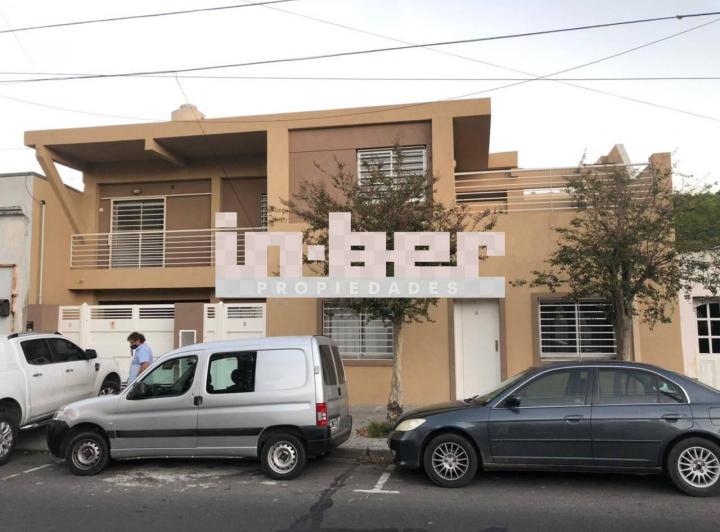 Departamento · 180m² · 3 Ambientes · 1 Cochera