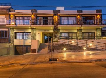 Departamento de 3 ambientes, Villa Carlos Paz · Centro Lujo Dpto 2 Dorm. Planta Baja con 2 Patios