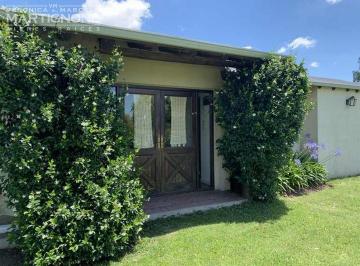 Casa · 176m² · 3 Ambientes · 1 Cochera · Casa en Venta en La Ranita Club de Campo