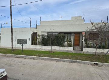 Casa de 6 ambientes, Córdoba · Arguello Excelente Ubicacion 3dor Ste Divina Apto Crédito