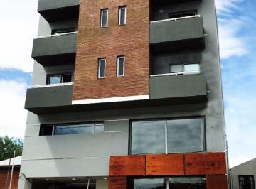 Departamento de 3 ambientes, Neuquén · Departamento 2 Dorm. - Zona Centro Sur - Amplio y Funcional