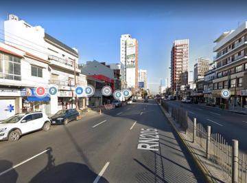 Local comercial · 920m² · Local - Lanús