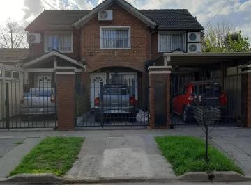 Casa · 75m² · 3 Ambientes · 1 Cochera · Excelente Duplex 3 Amb. en Venta - Ituzaingó Norte