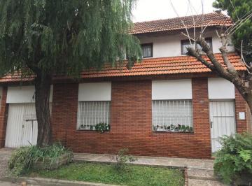 Casa de 4 ambientes, Lanús · Casa de 4 Amb. Laus Este / Permuta