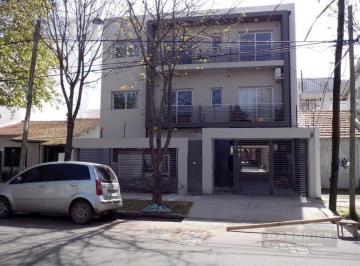 Departamento · 2 Ambientes · 1 Cochera · Departamento - Adrogue