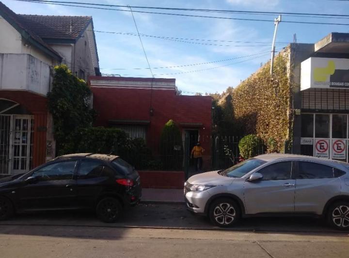 Casa · 180m² · 3 Ambientes · 1 Cochera