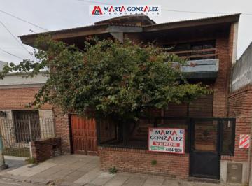 Casa · 230m² · 6 Ambientes · 1 Cochera · Chalet en Venta Zona Ward Venta