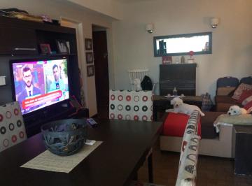 Departamento de 3 ambientes, Almirante Brown · Departamento a La Venta Frente a Pertutti - Segui Al 600 Adrogue