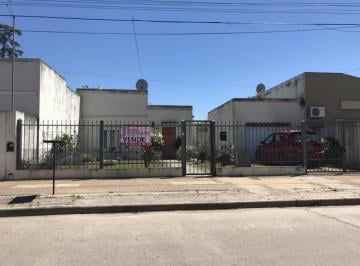 Casa de 3 ambientes, Vedia · Casa en Vedia - Centrica - Excelente Oportunidad.