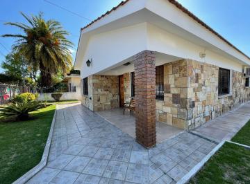 Casa de 7 ambientes, Villa Carlos Paz · Casa Venta Carlos Paz