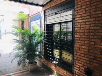 PH de 4 ambientes, Rosario · Departamento de Pasillo (Inmaculado)