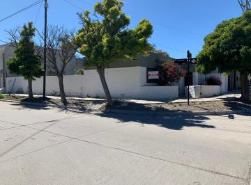 Casa de 7 ambientes, Trelew · Venta Casa B° Villa Italia