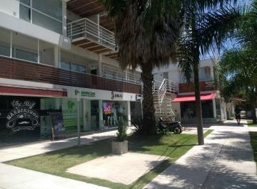 Local comercial , Navarro · Local - Navarro