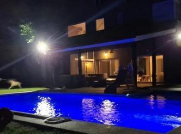 Casa de 6 ambientes, Pilar · golfer'S C. C. Alquiler Sin Muebles