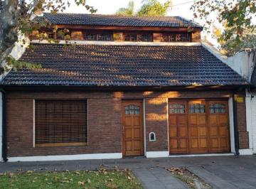 Casa · 130m² · 4 Ambientes · 1 Cochera · Casa - Lomas de Zamora Oeste