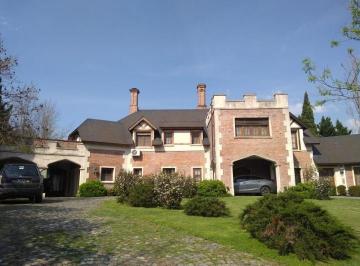 Casa de 8 ambientes, Pilar · Venta – Casa - Pilar - Martindale Country Club