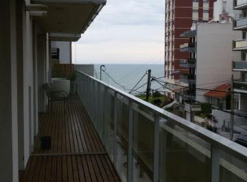 Departamento de 2 ambientes, Mar del Plata · Depto 2 Amb con Balcón Al Frente. Playa Varese