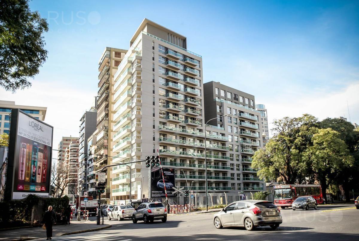 LA PAMPA 1500. Entre Av. Del Libertador y Av. Virre