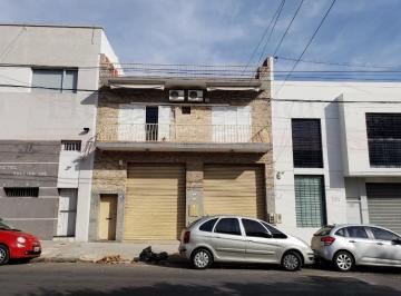 Local comercial · 675m² · Planta Industrial de 675 M² en Venta en Mataderos