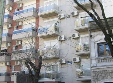 Departamento de 1 ambiente, Villa Pueyrredón · 1 Amb. Frente con Vista Abierta! Muy Luminoso