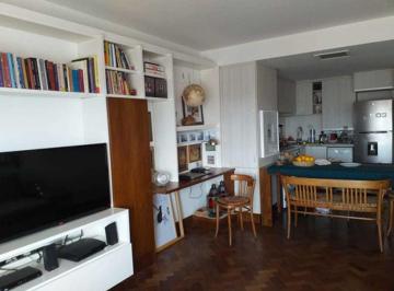 Departamento · 58m² · 2 Ambientes · 1 Cochera · Centro Depto en Venta Frente a Patio Olmos