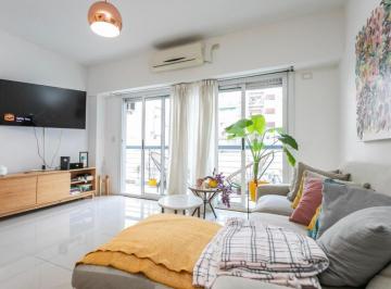 Departamento de 2 ambientes, Palermo · Excelente Dos Amb C/patio y Cochera Palermo