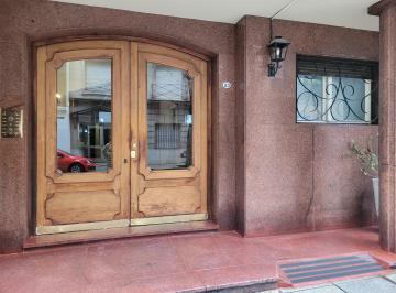 Departamento de 1 ambiente, Recoleta · Alquiler - Recoleta - Monoambiente de Techos Altos en Pb